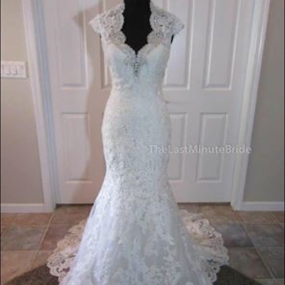 Allure Bridals Wedding Dress - Picture 2 of 3